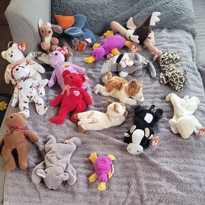 Assorted Beanie Babies Plush Toy Collection
